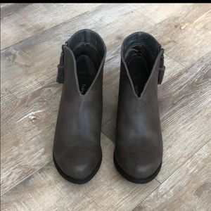 Brand new Dirty Laundry Brown Boot